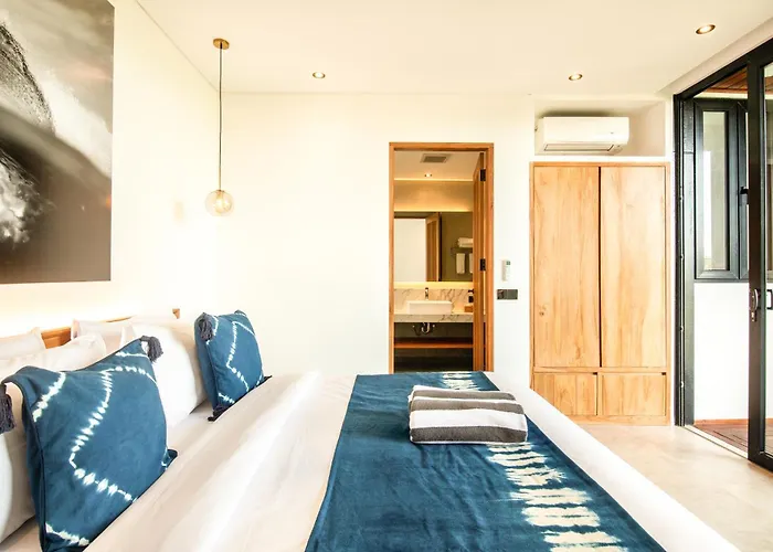 Villa Seaside Serenity 5Br Villa, New, Canggu Bliss