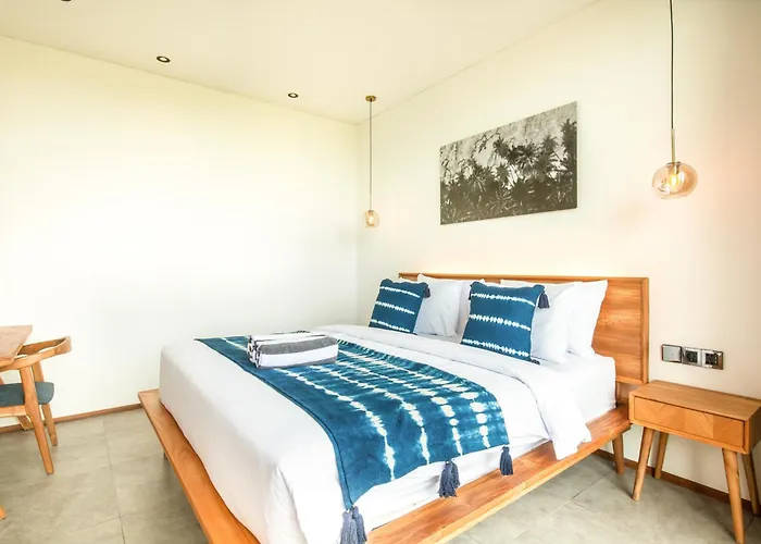 Seaside Serenity 5Br Villa, New, Canggu Bliss Villa