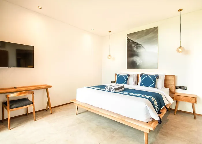 Seaside Serenity 5Br Villa, New, Canggu Bliss *