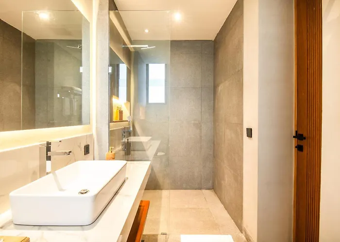 Seaside Serenity 5Br Villa, New, Canggu Bliss Canggu
